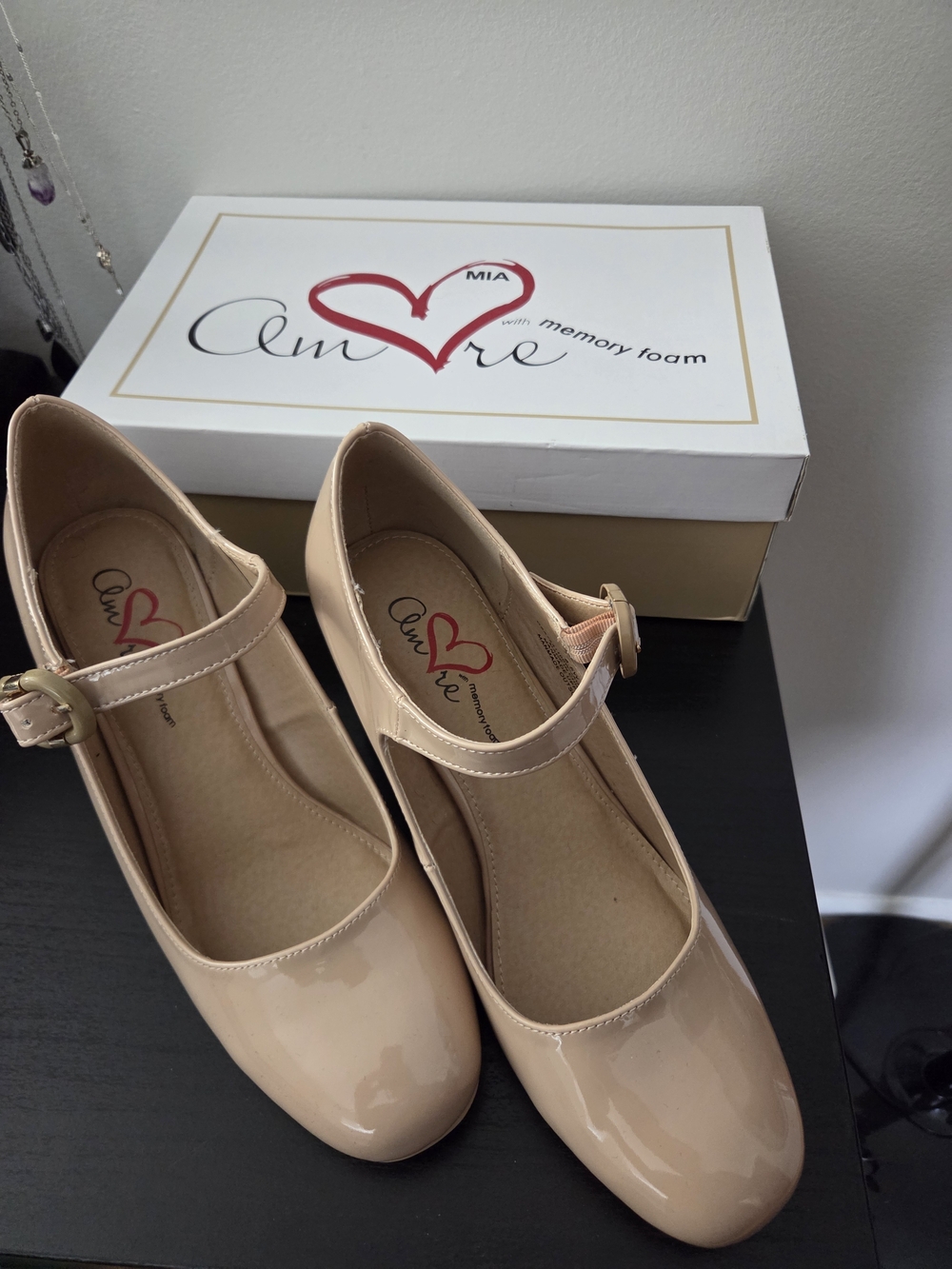 MIA Amore Patent Nude Mary Jane Block Heel Pumps 8.5 Wide - Picture 5 of 7